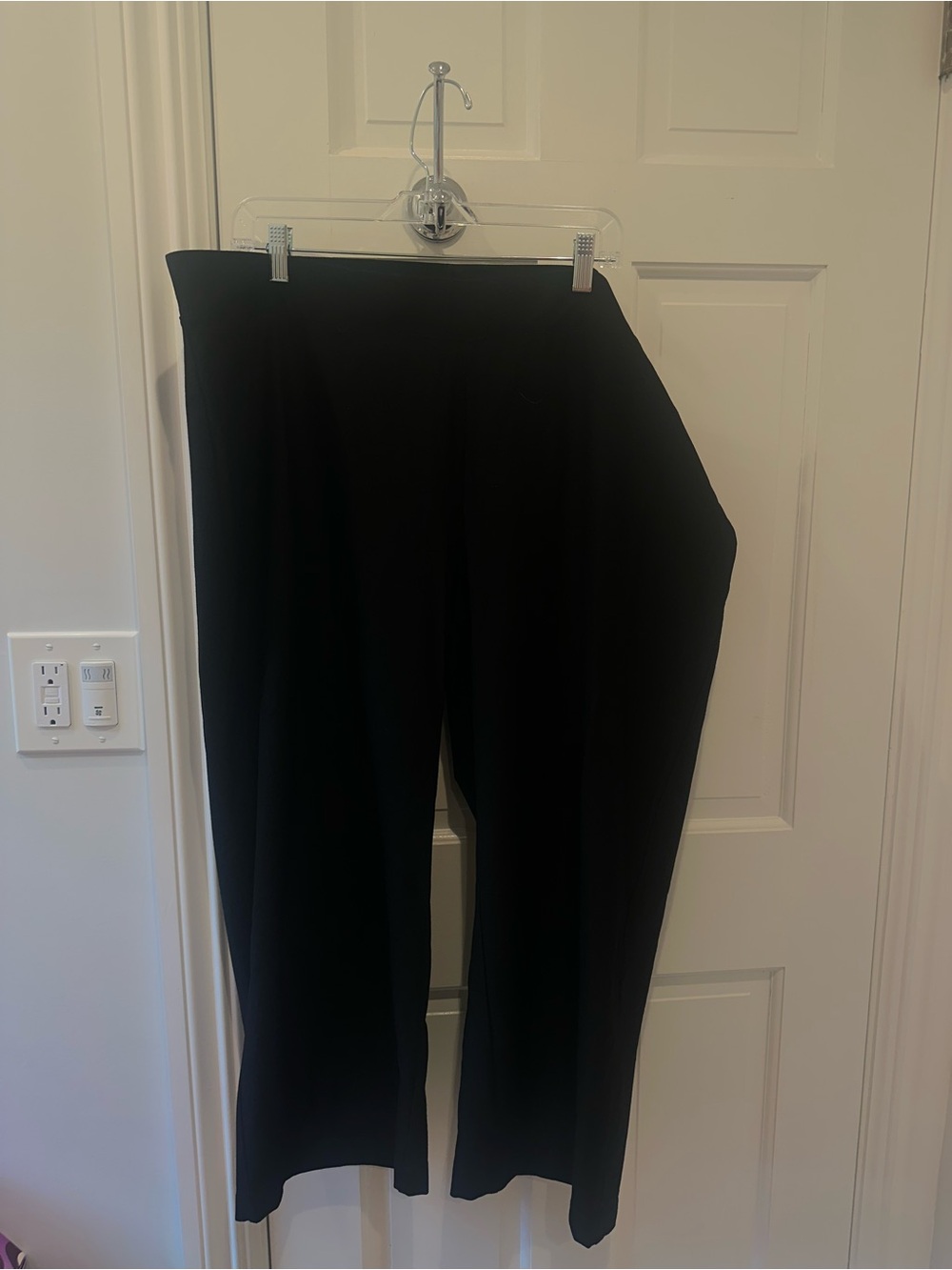Chico's Black Pull-On Wide Leg Pants